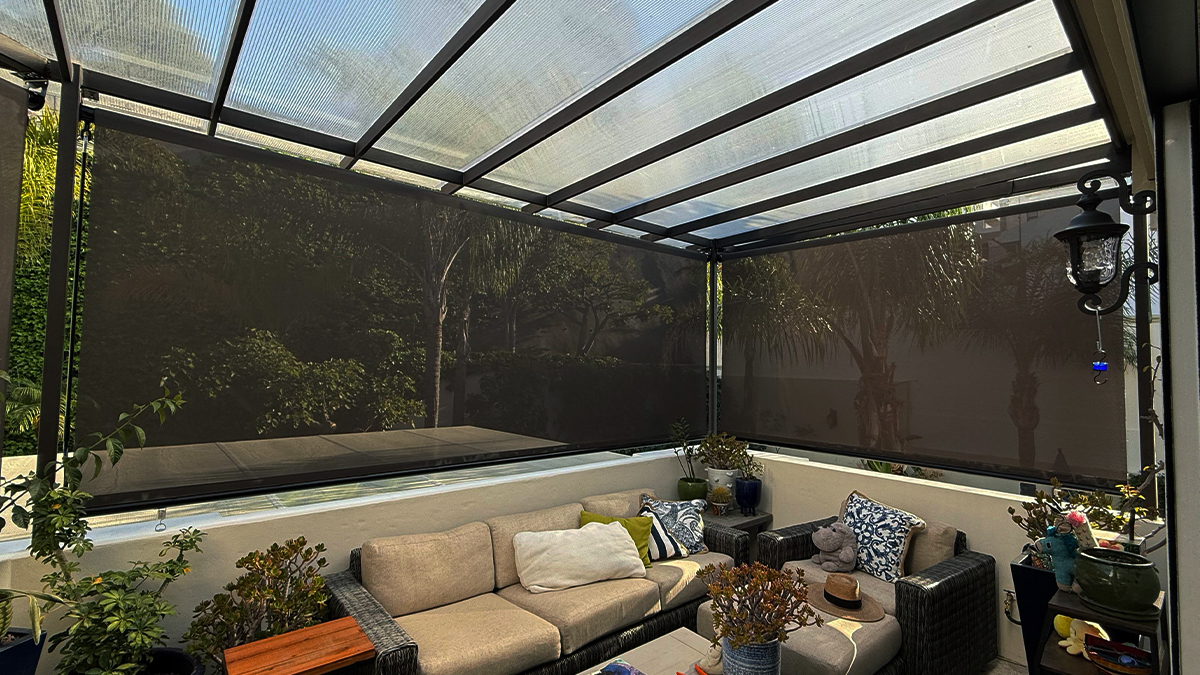 Finestra Shades & Blinds